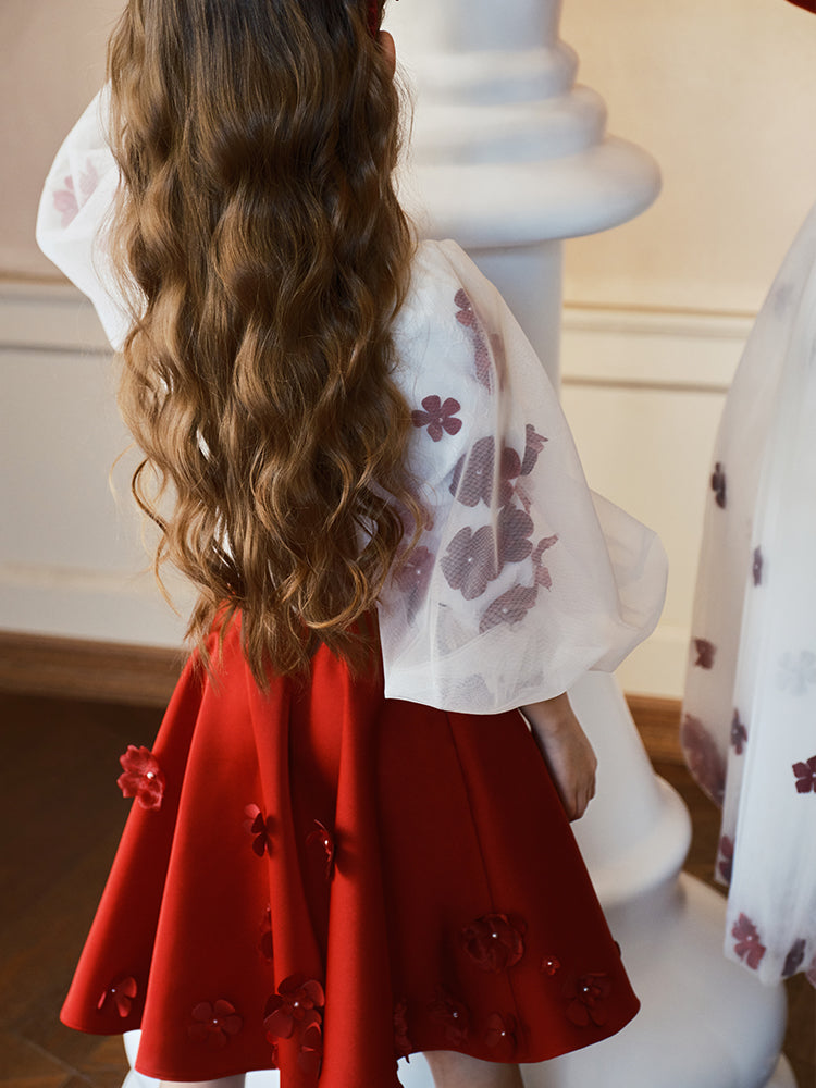 ‘red&white roses’ suit