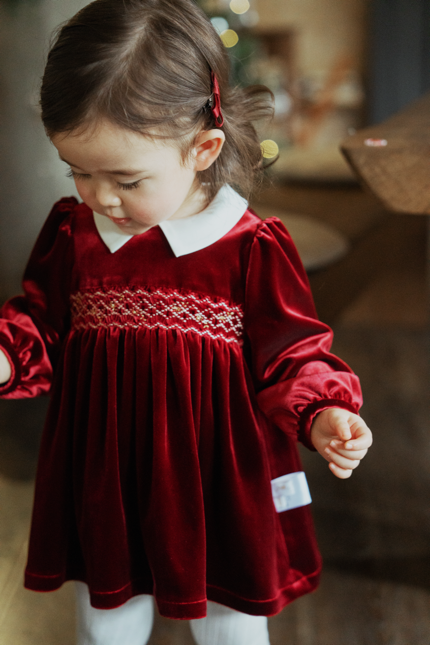 Handmade Shrink Pleated Embroidery Red Velvet Doll Collar Dress Petite Marguerite Handmade Shrink Pleated Embroidery Red Velvet Doll Collar Dress Petite Marguerite